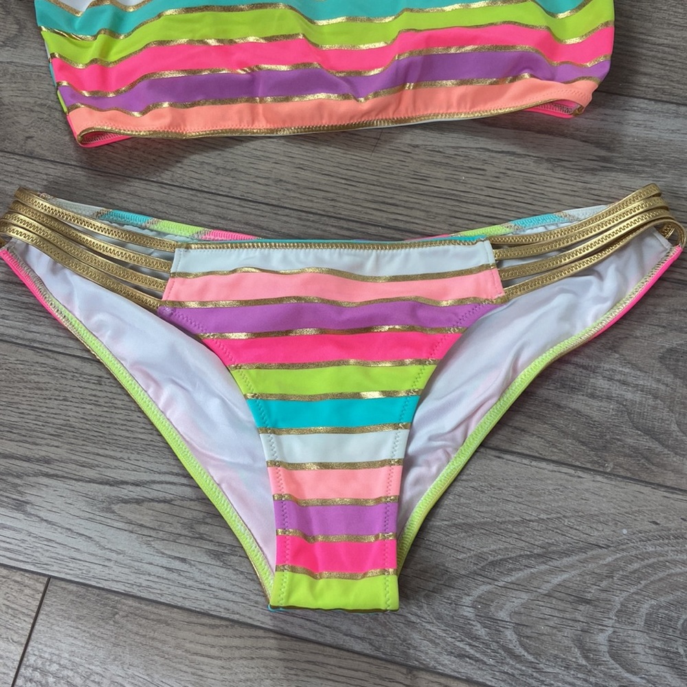 Nwot Victoria’s Secret striped gold bikini M - Picture 2 of 9